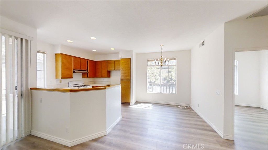 8215 E White Oak 101