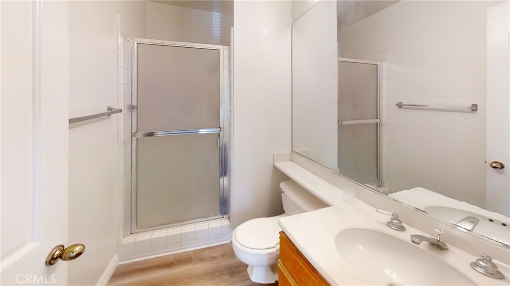 8215 E White Oak 101