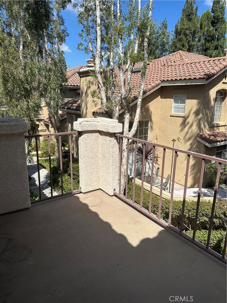 8215 E White Oak 101