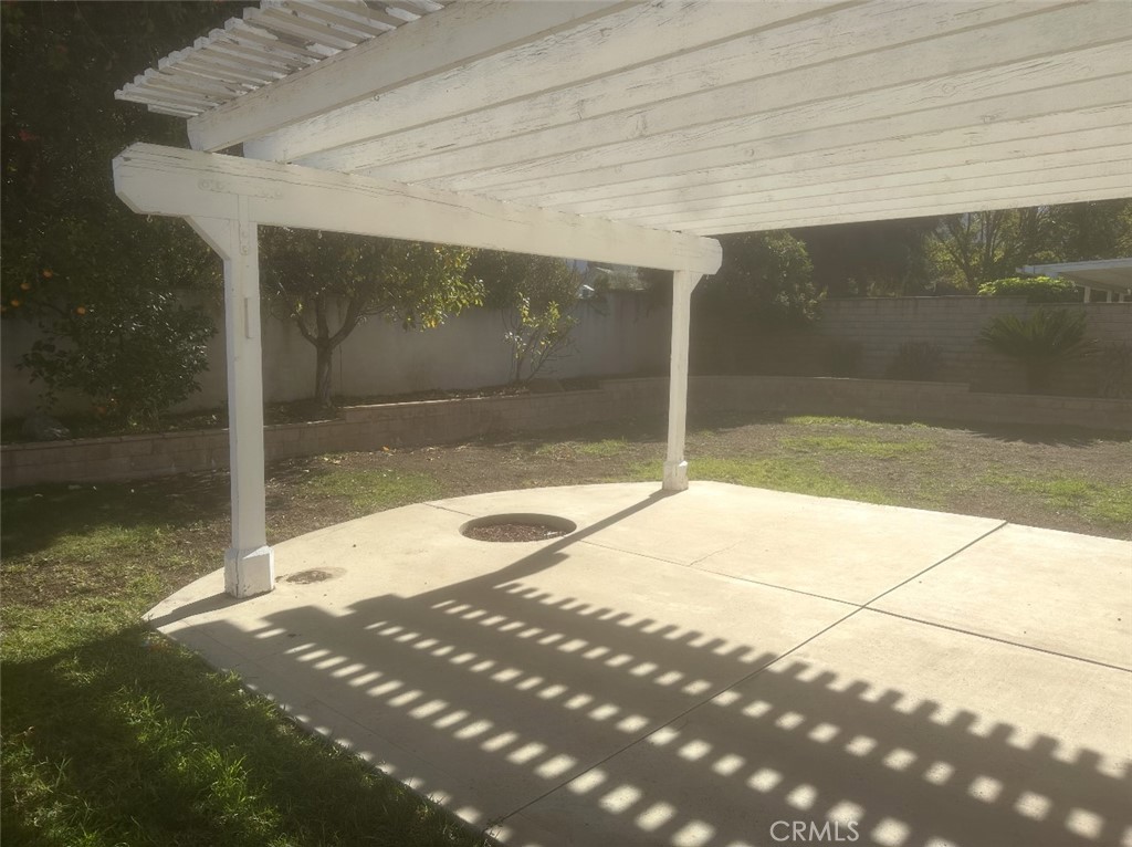 2451 Via Pacifica
