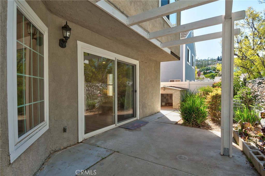 5221 E Fairlee Court