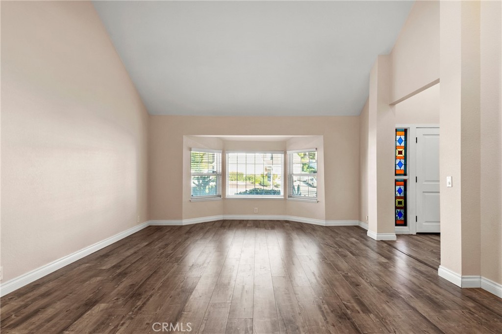 5221 E Fairlee Court