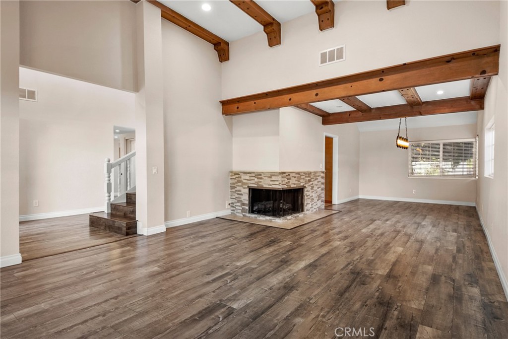 5221 E Fairlee Court