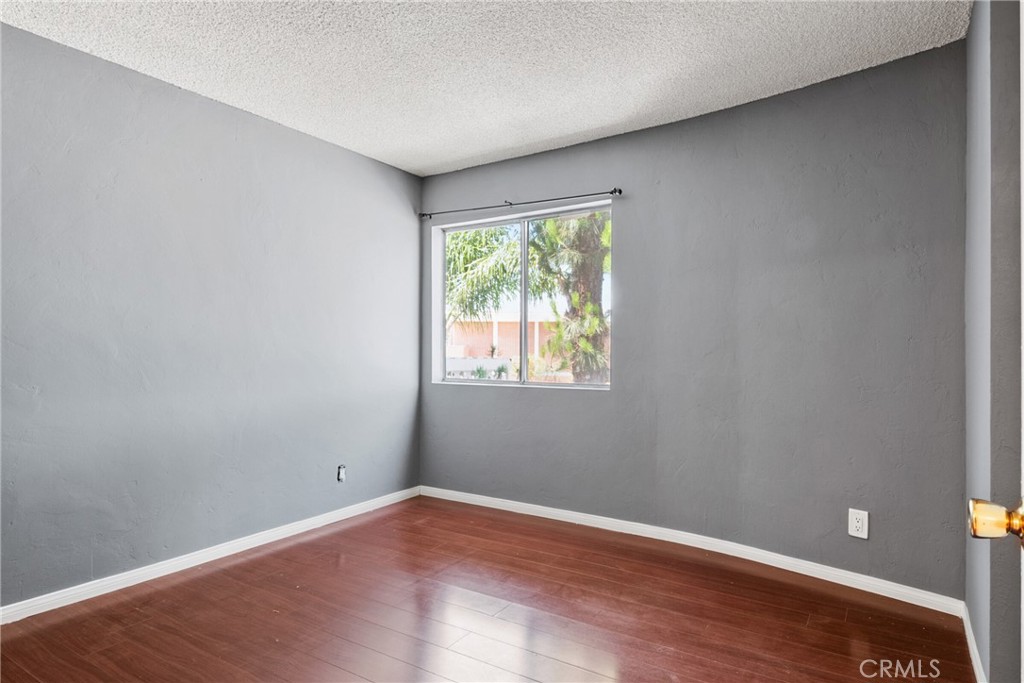 3565 Linden Avenue 220