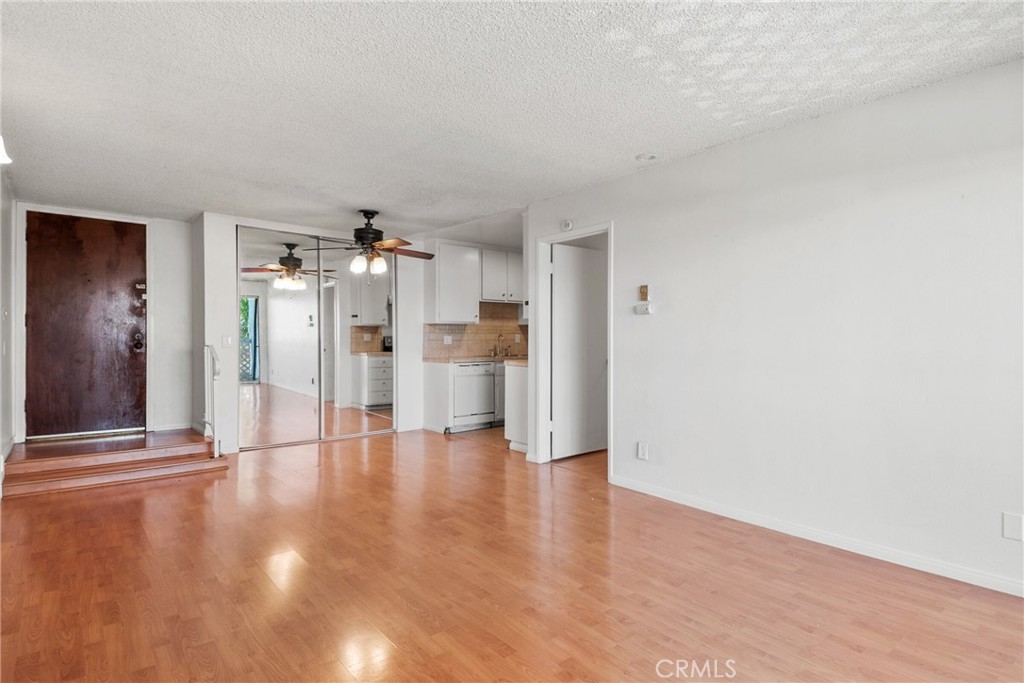 3565 Linden Avenue 220