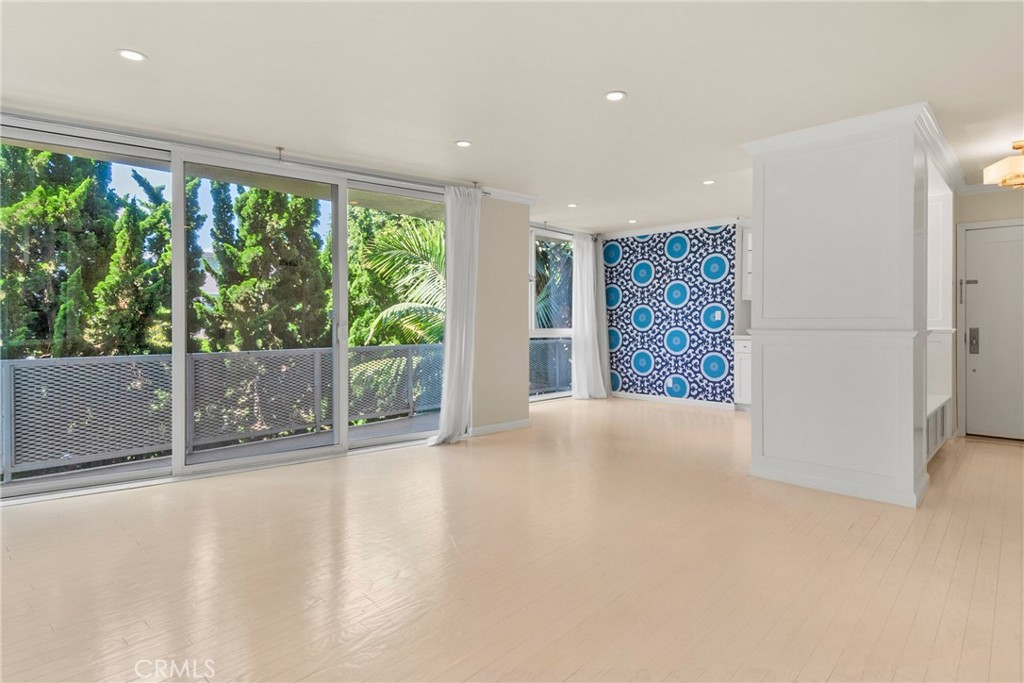 1017 2nd Street 201
