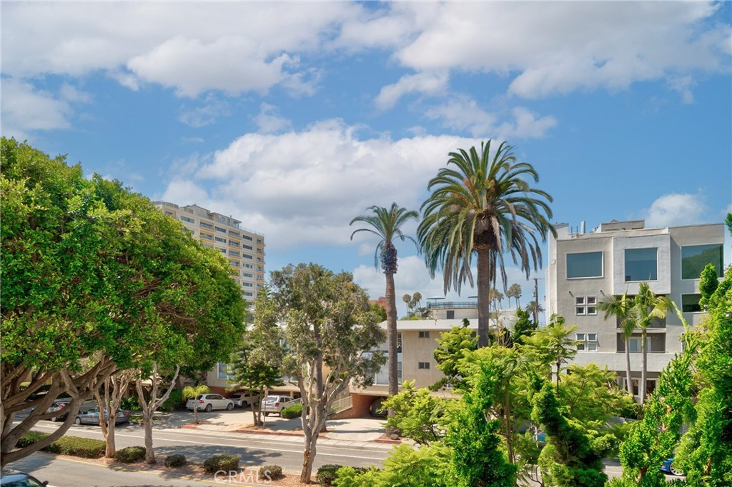 1017 2nd Street 201