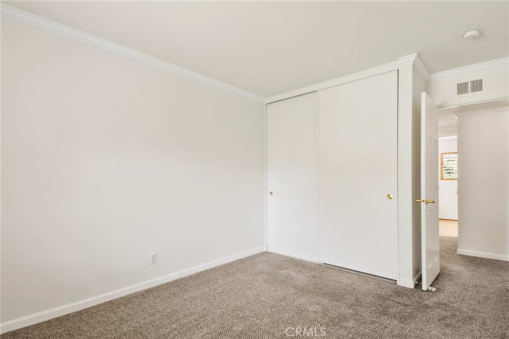 1525 E Baldwin Avenue