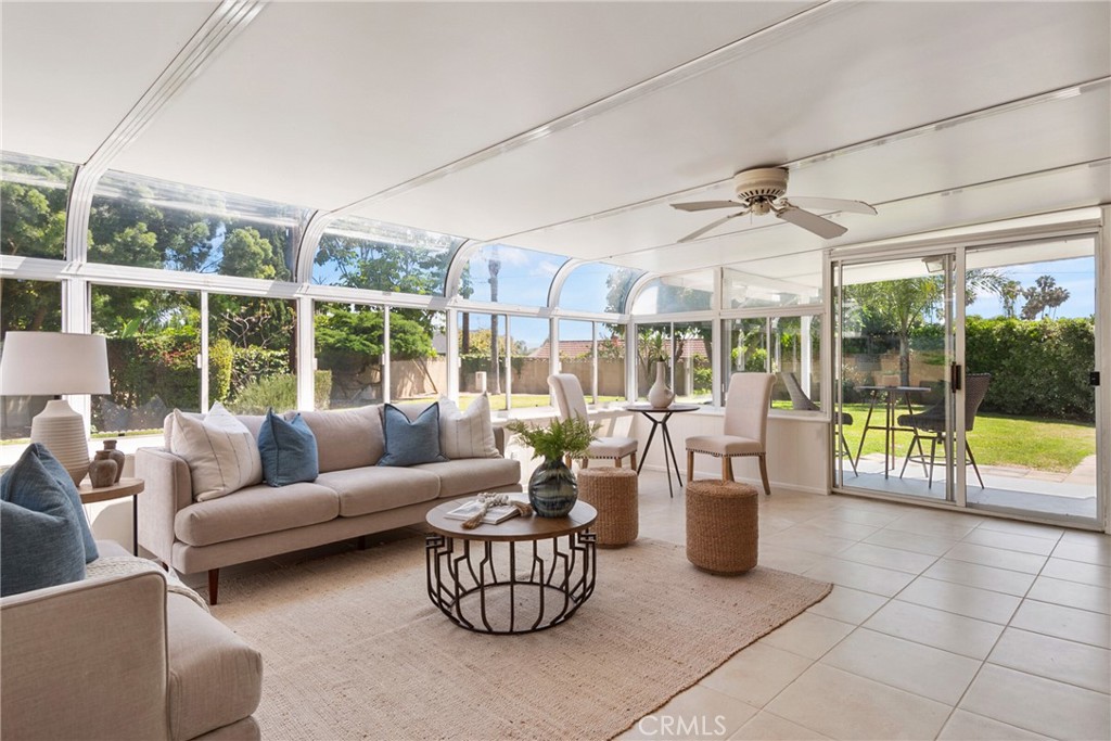 1525 E Baldwin Avenue