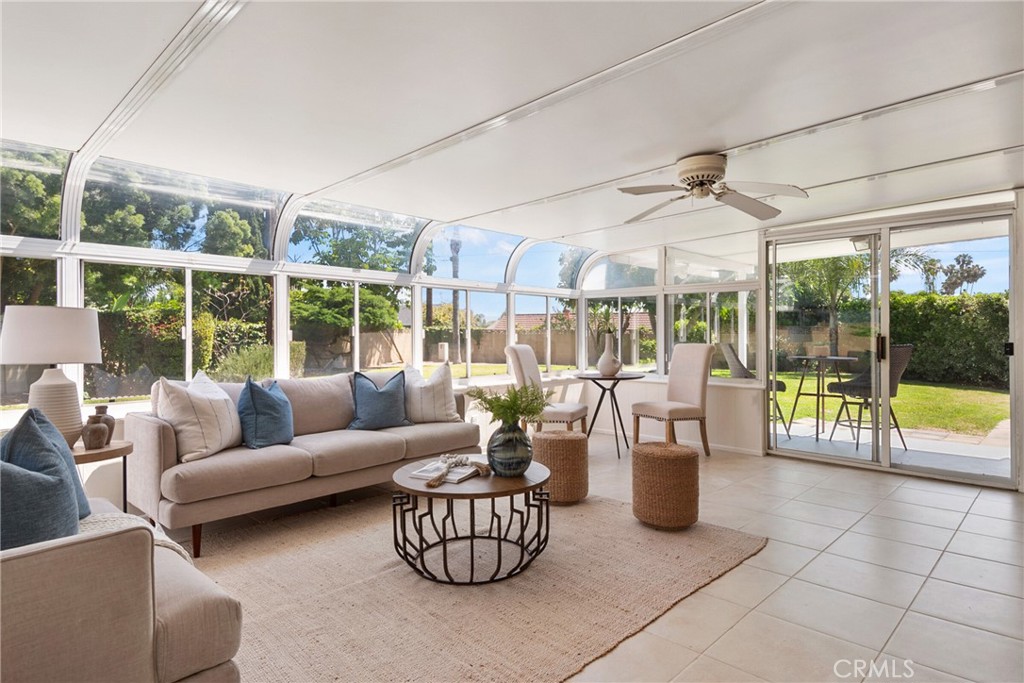 1525 E Baldwin Avenue