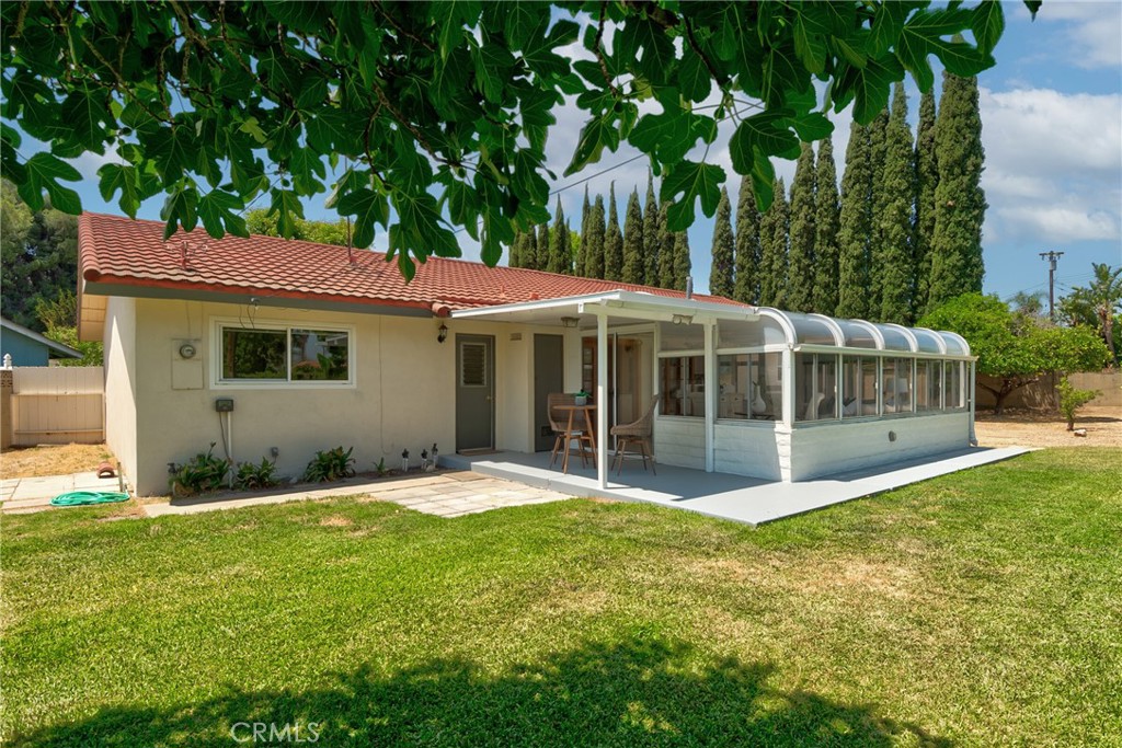 1525 E Baldwin Avenue