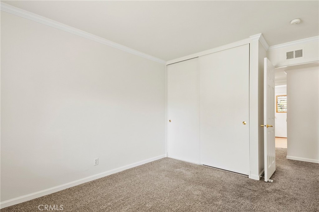 1525 E Baldwin Avenue