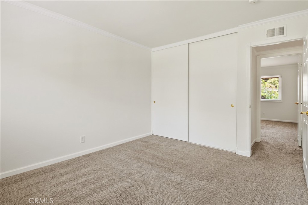 1525 E Baldwin Avenue