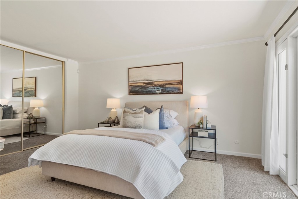 1525 E Baldwin Avenue