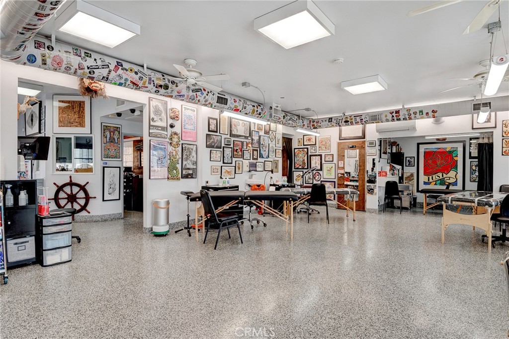 745 W Chapman Avenue