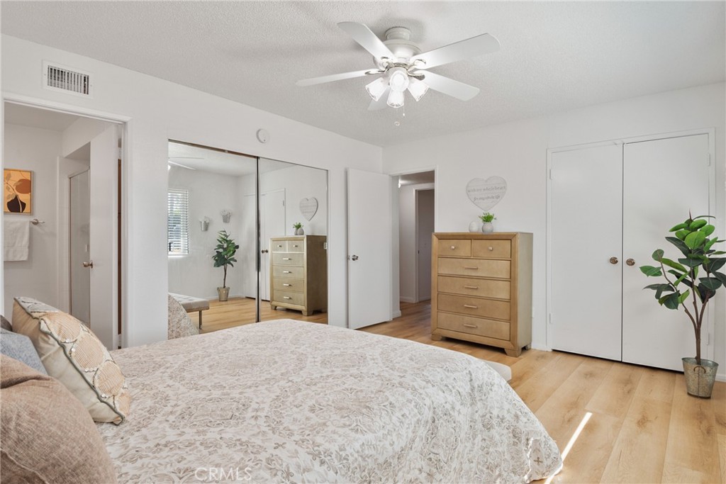 1260 N Placentia Avenue