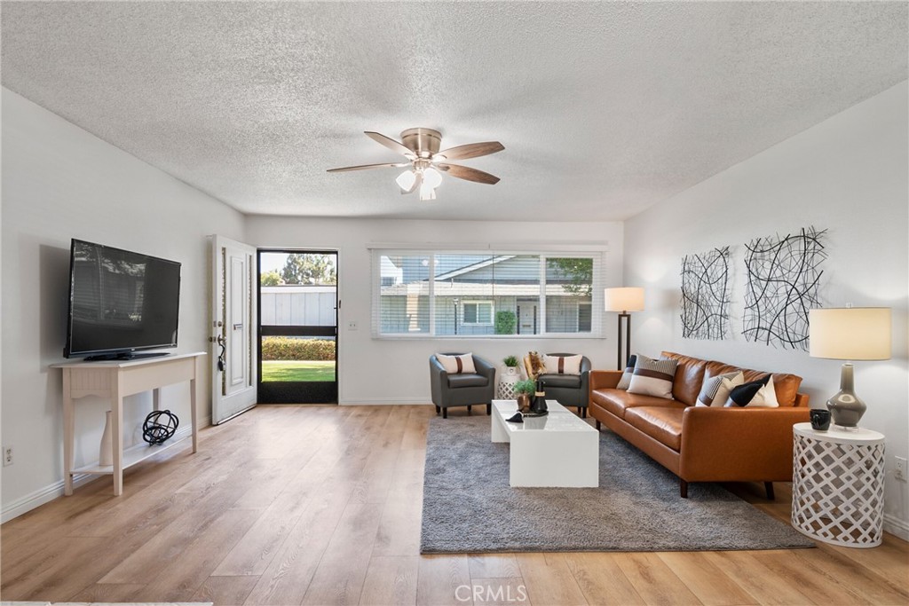 1260 N Placentia Avenue