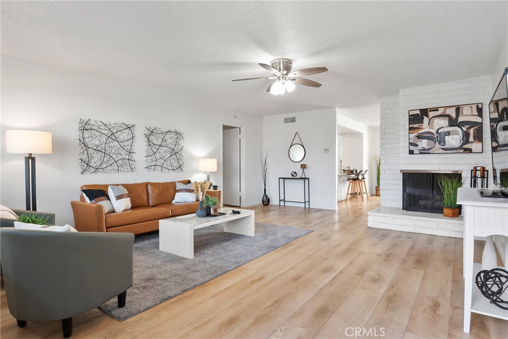 1260 N Placentia Avenue