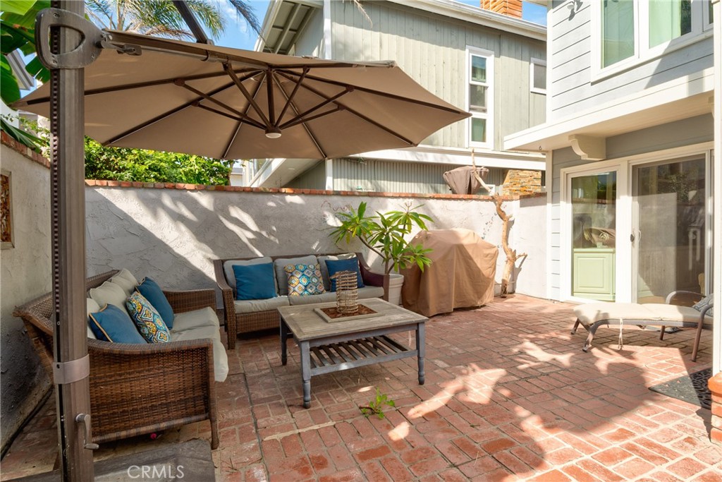 5309 River Avenue