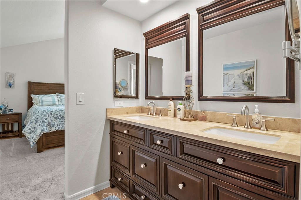 536 S Tumbleweed Road