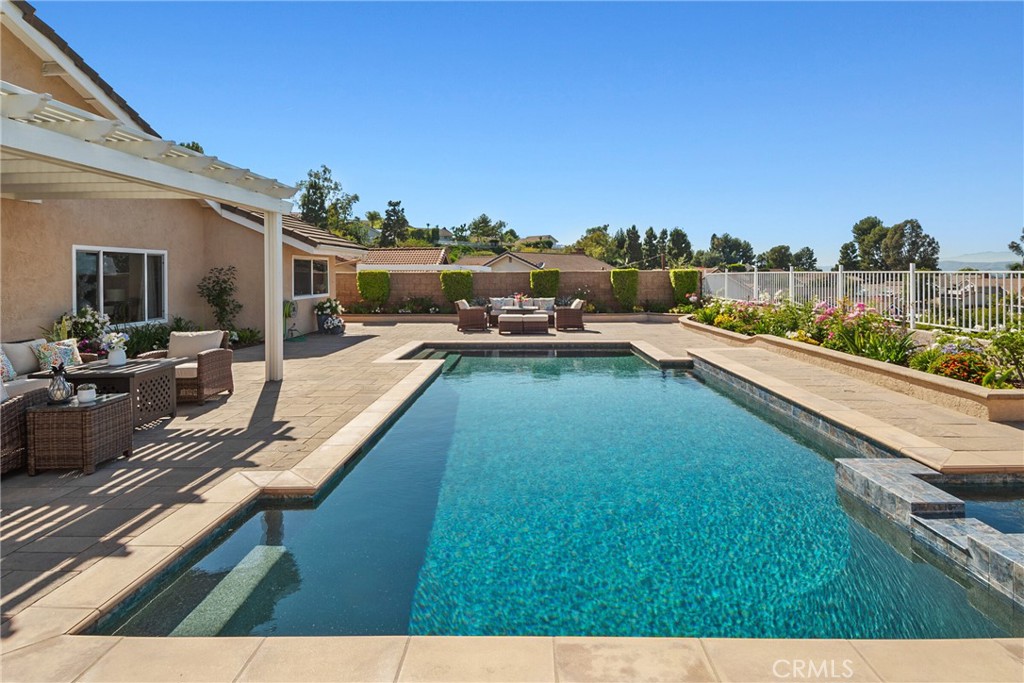 536 S Tumbleweed Road