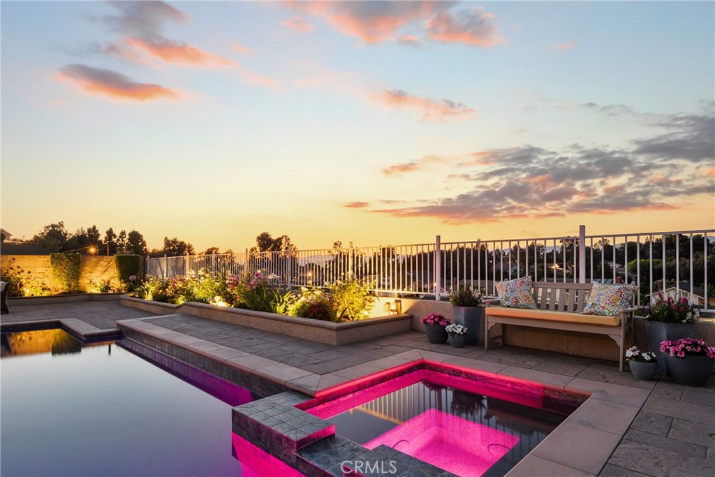 536 S Tumbleweed Road