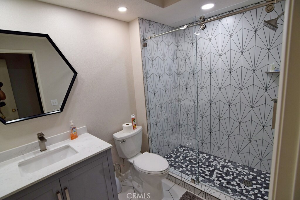 144 Desert Falls Circle