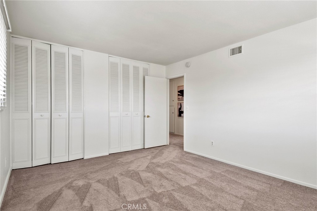700 S Yorba