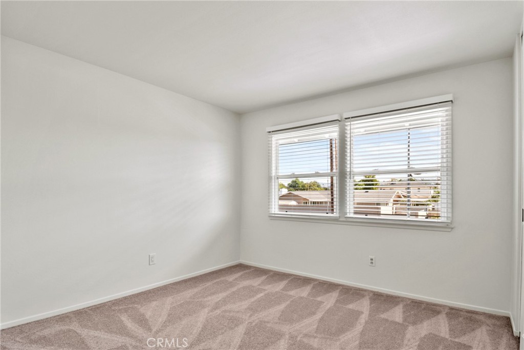 700 S Yorba