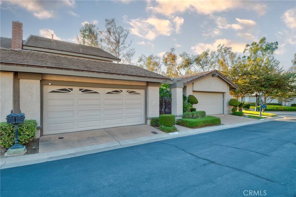 6404 E Paseo Diego