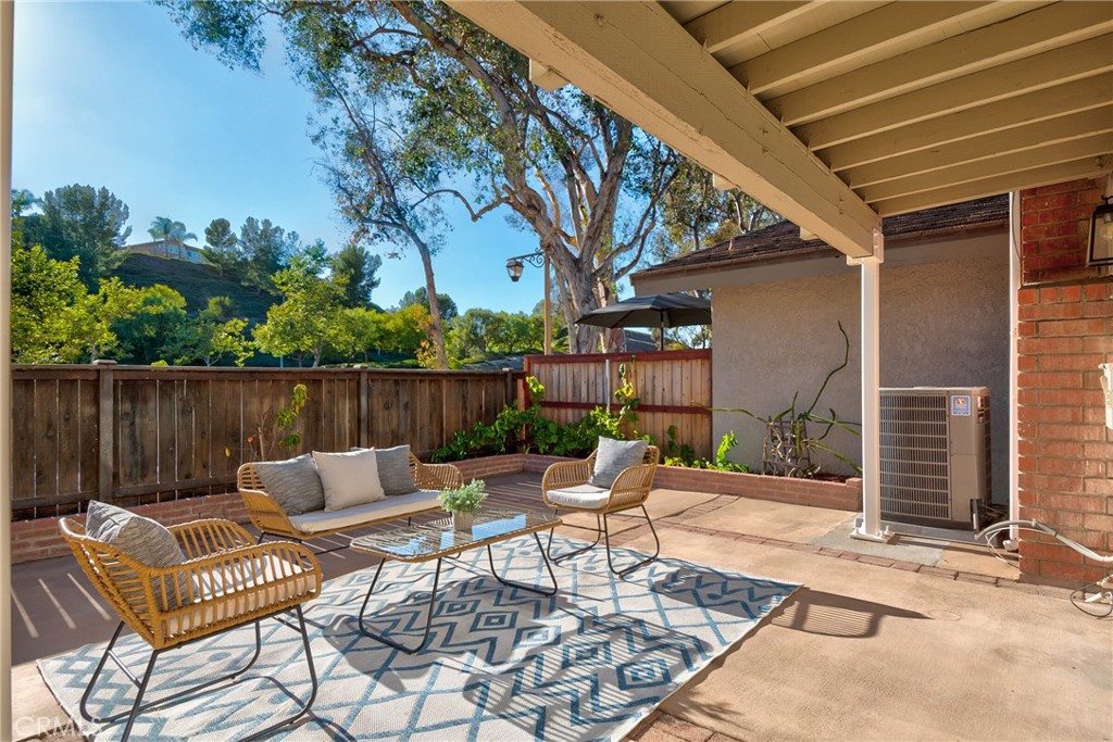6404 E Paseo Diego