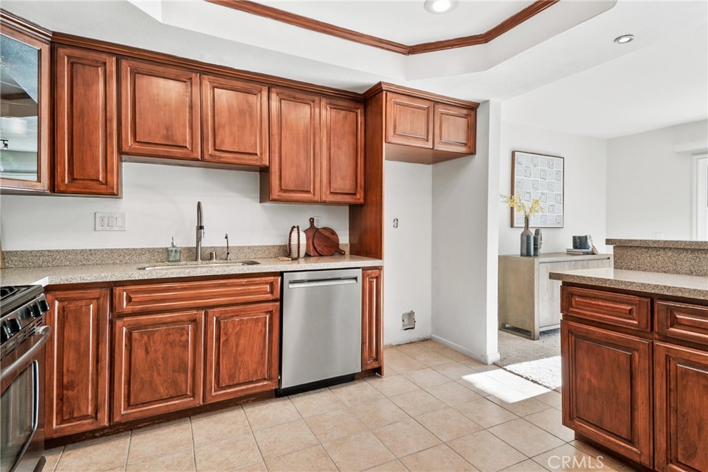 6404 E Paseo Diego