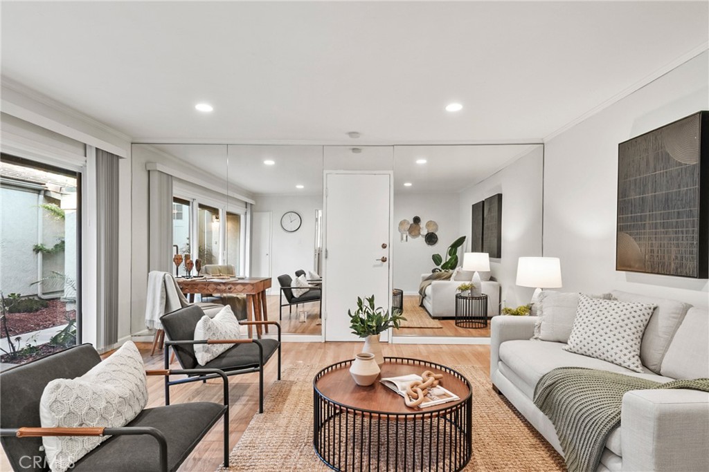 6404 E Paseo Diego