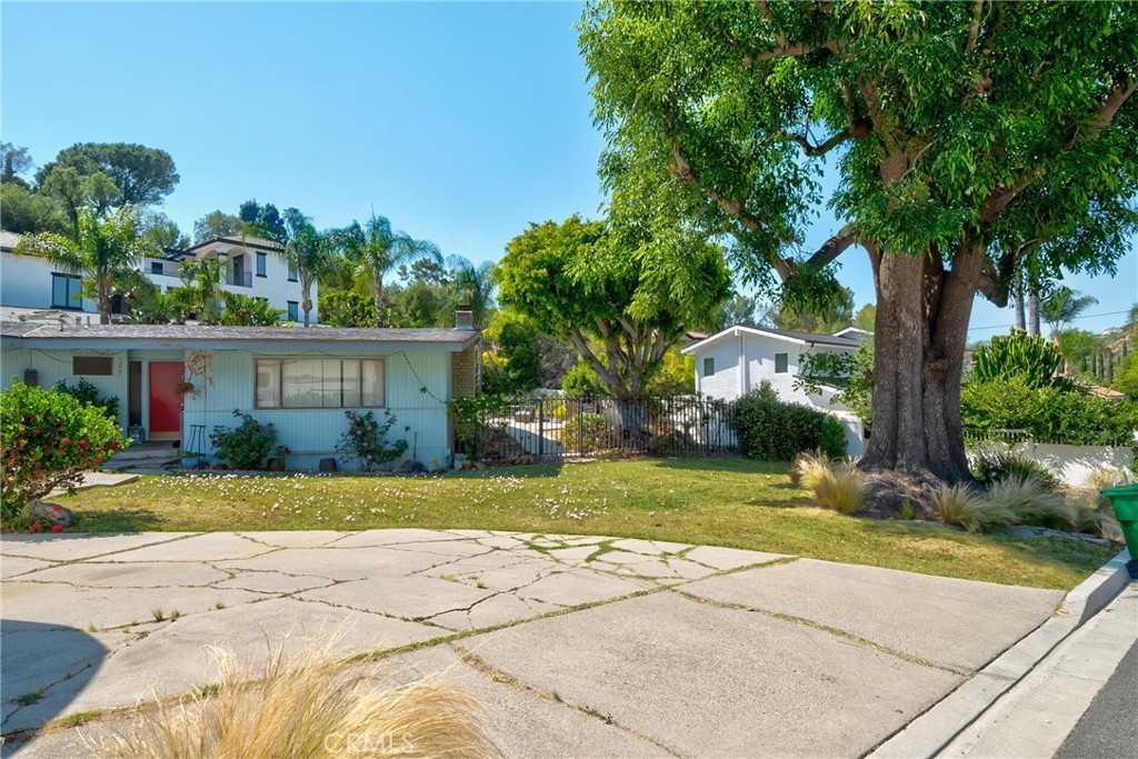 12751 Bonita Heights