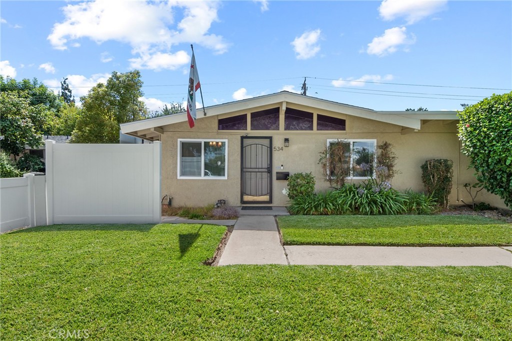 534 S Devon