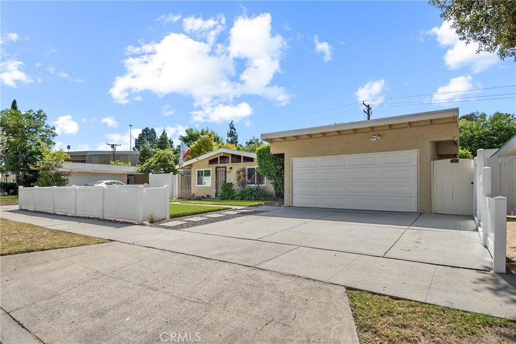 534 S Devon