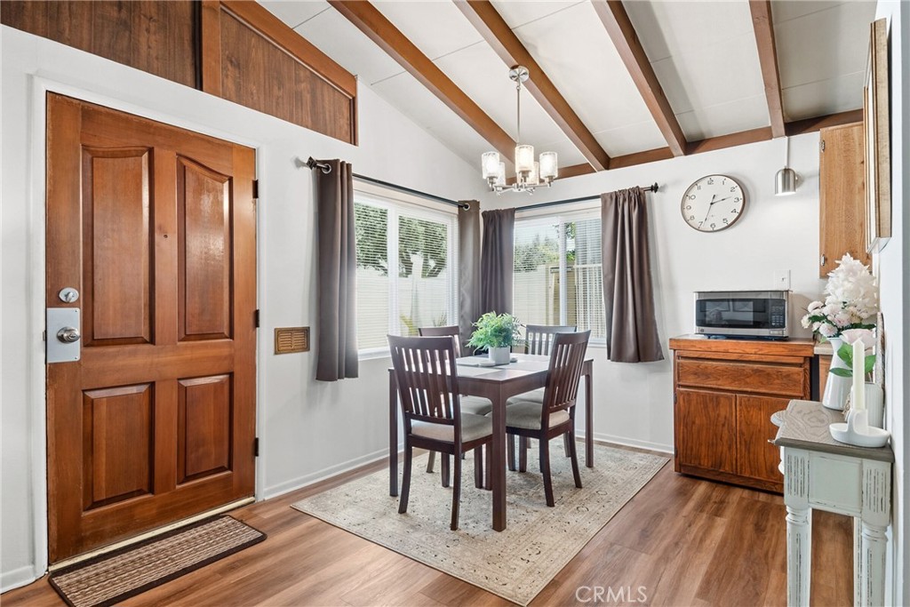 534 S Devon