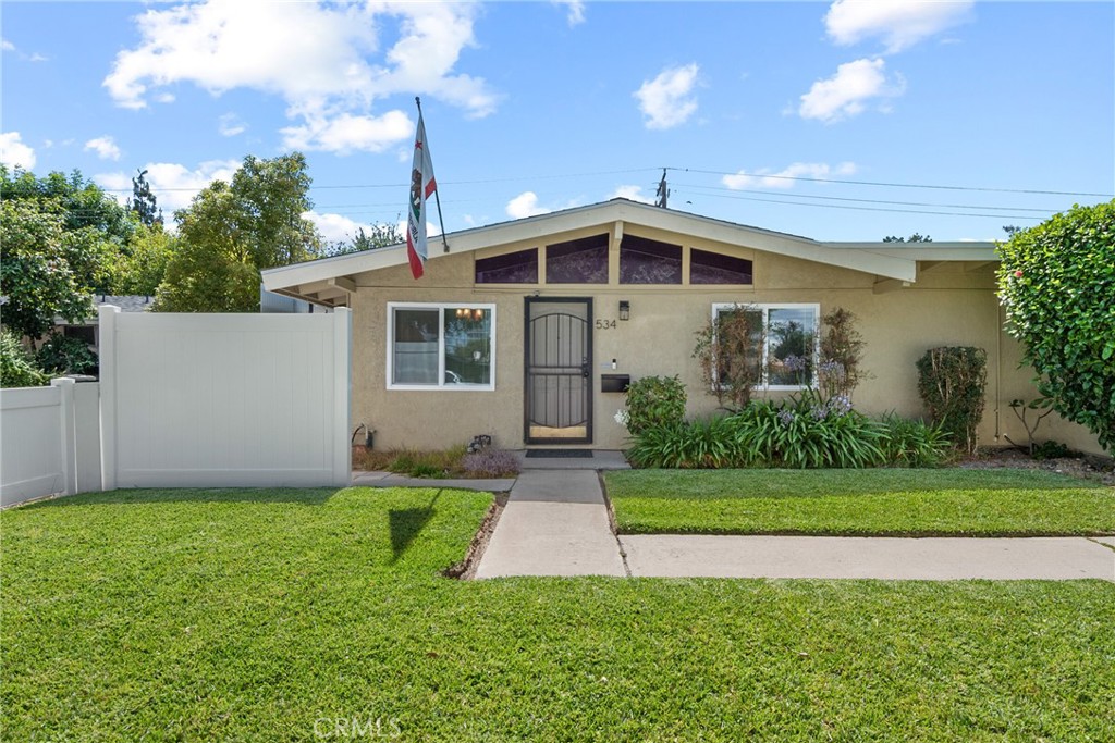 534 S Devon