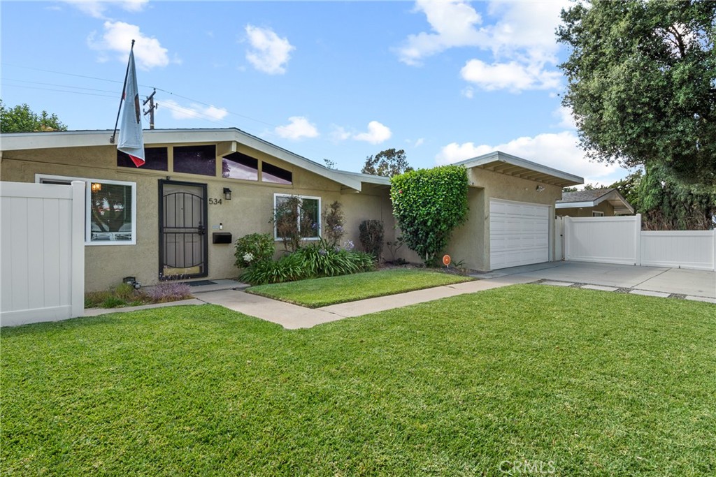 534 S Devon