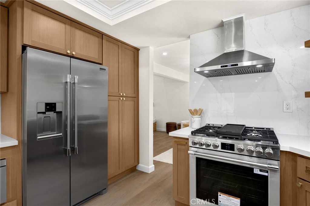 846 Mooncrest