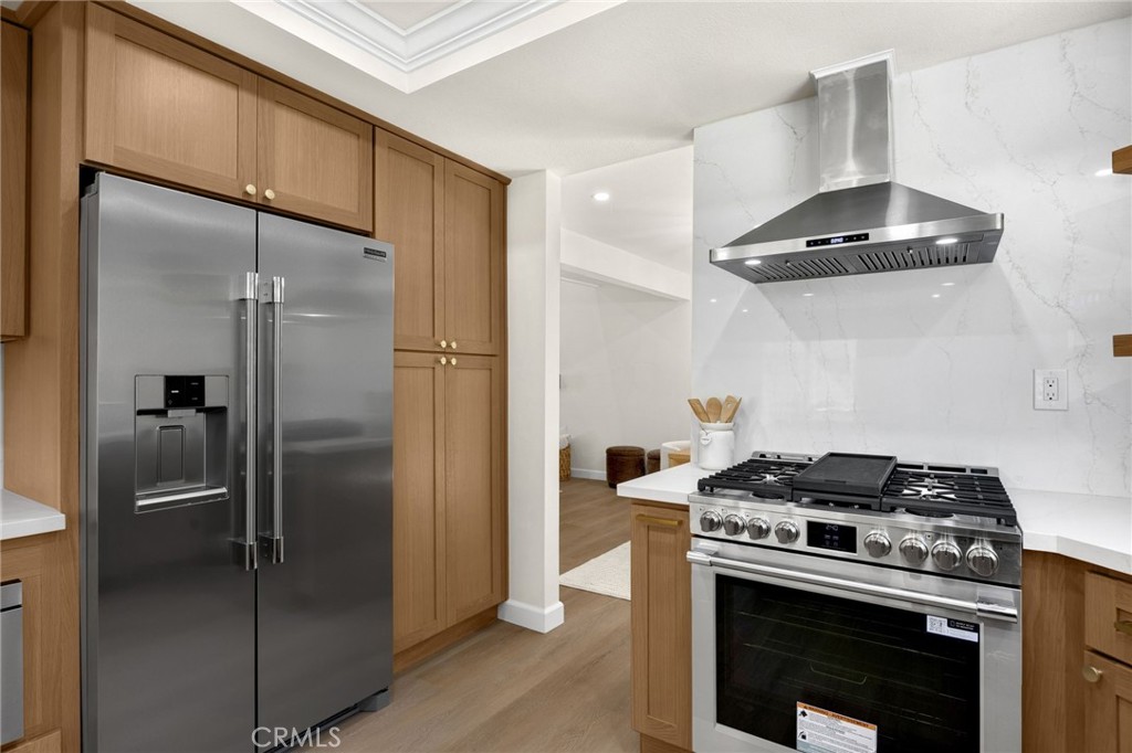 846 Mooncrest