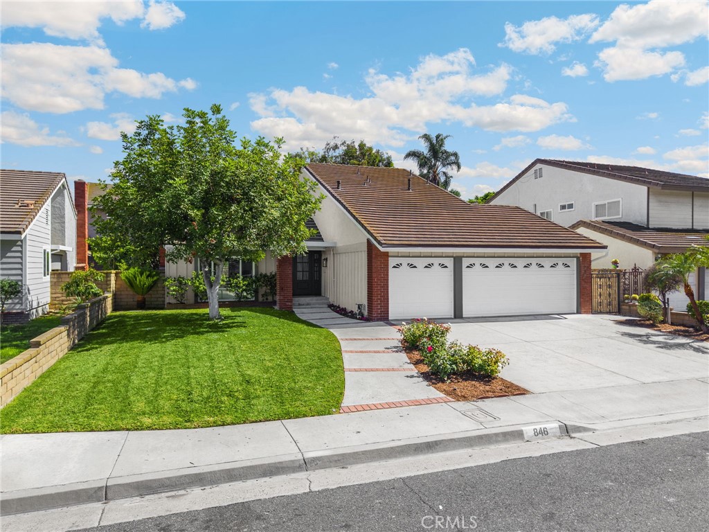 846 Mooncrest