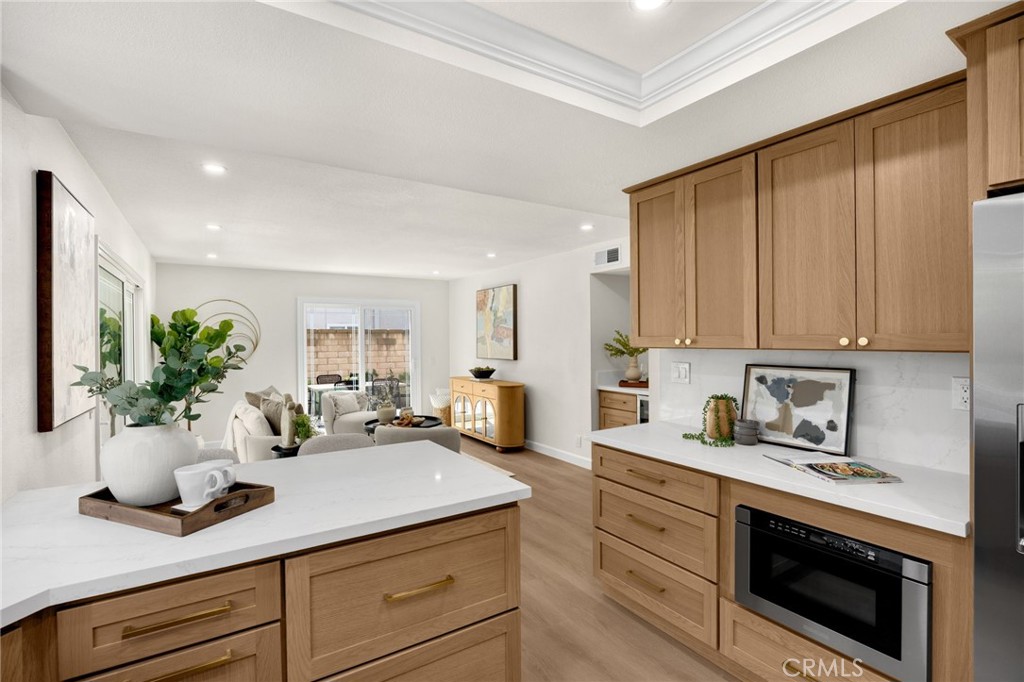 846 Mooncrest