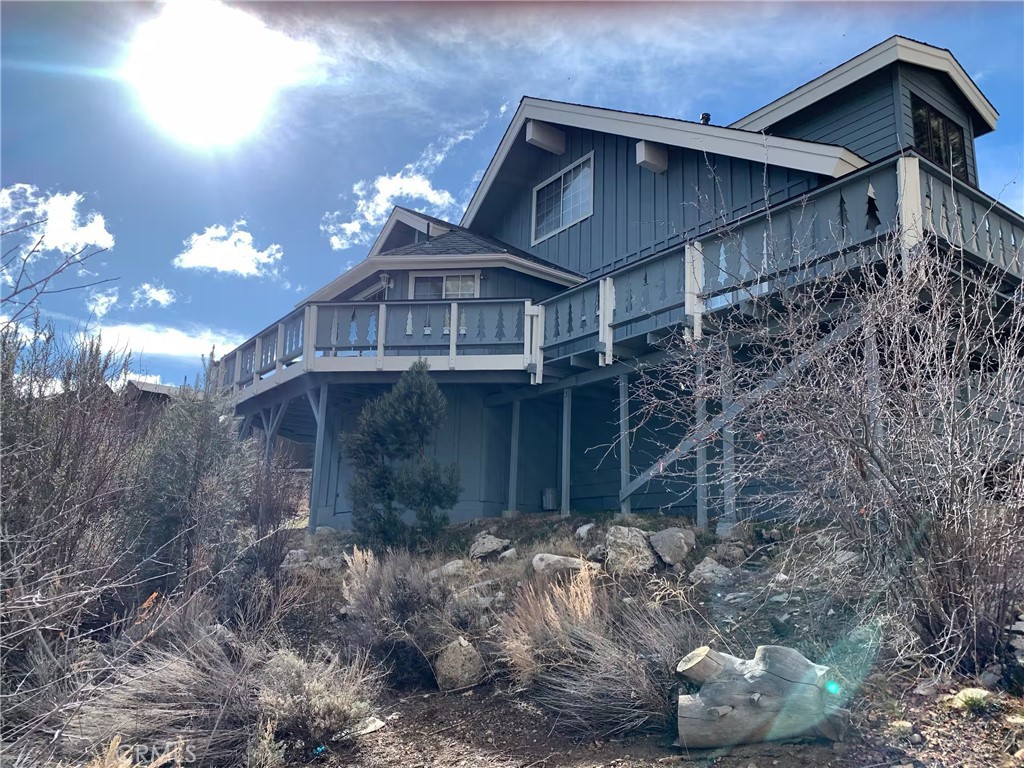 1136 Mount Verde