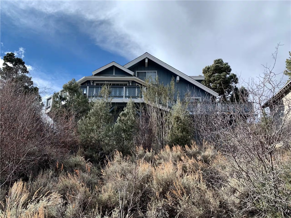 1136 Mount Verde