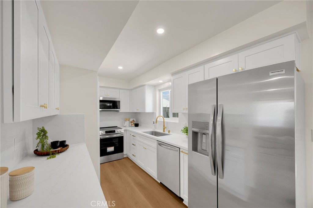 9579 Adams