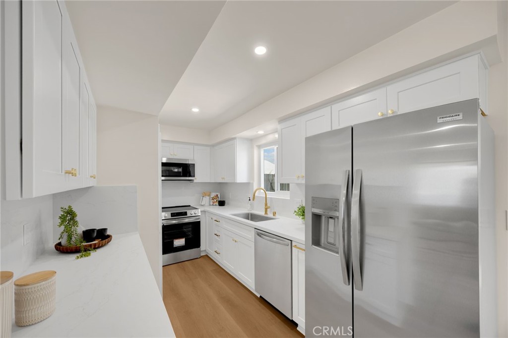 9579 Adams