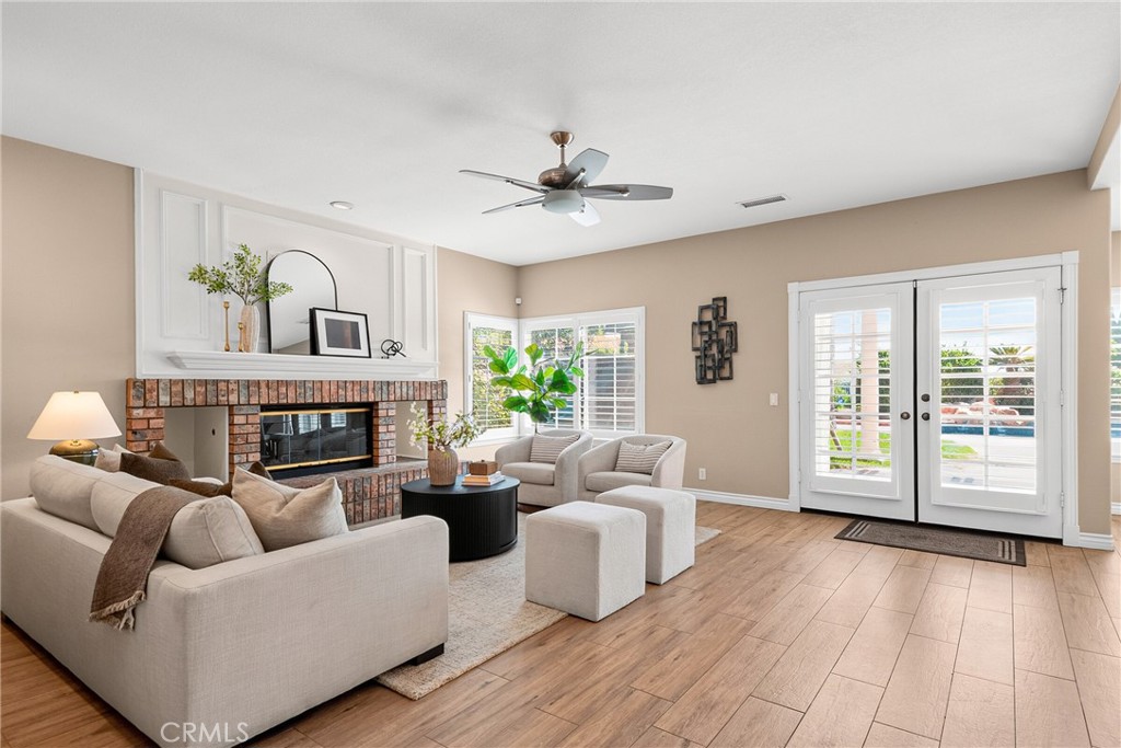 22594 Hidden Hills