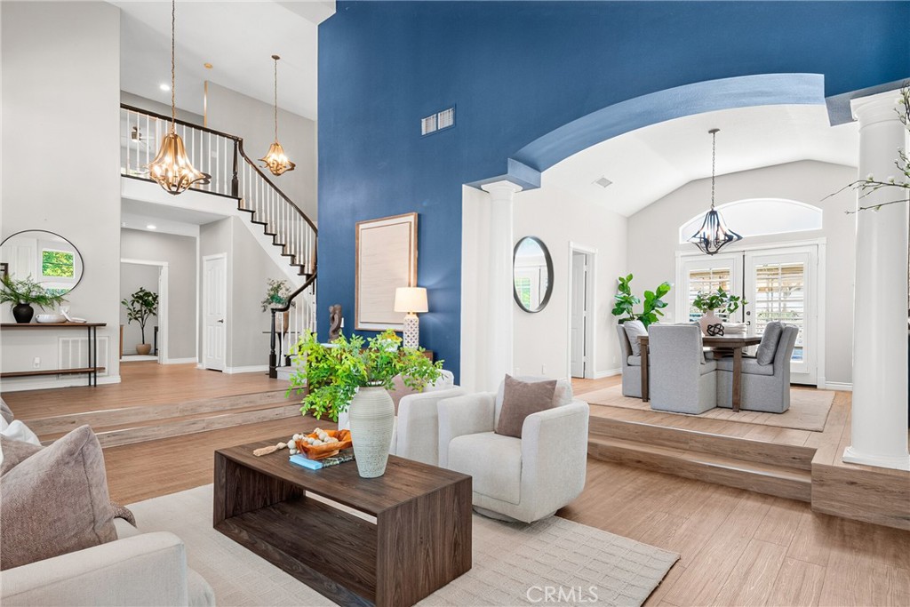 22594 Hidden Hills
