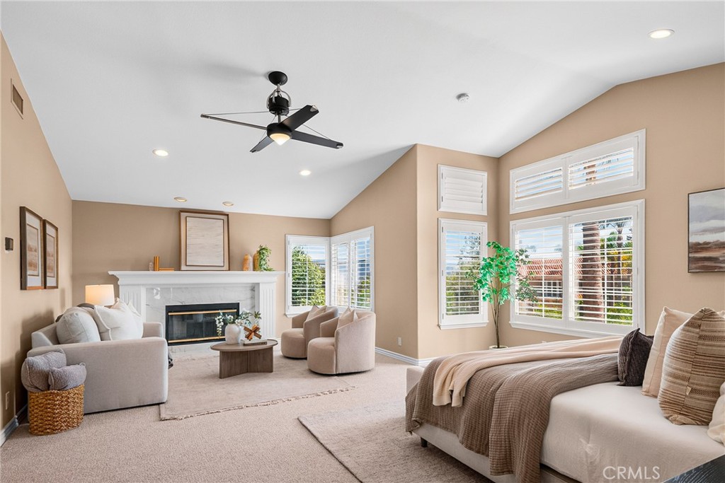 22594 Hidden Hills